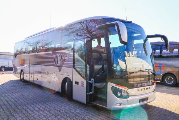 Insel Travel – Inna Panis Logo